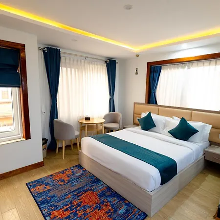 Srk Service Apartment And Hotel